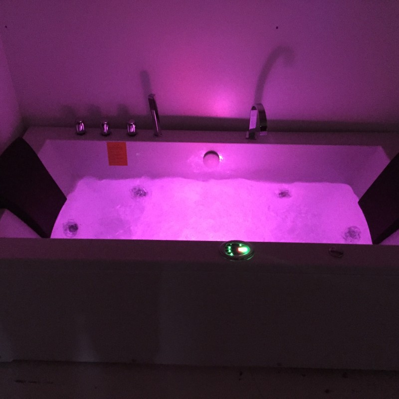 Masažinė Vonia AMO-1658 Dvivietė 183x91 cm.