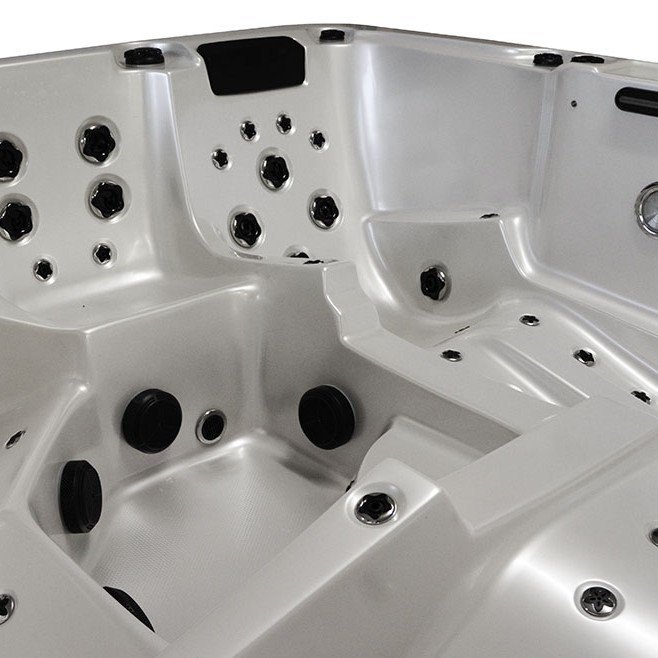 SPA Sūkurinė Vonia AMOG-1313 220x220x98cm.