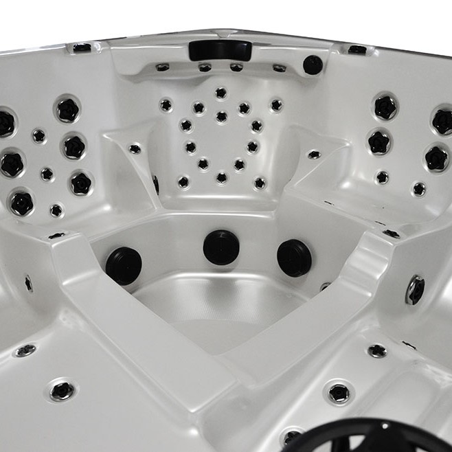 SPA Sūkurinė Vonia AMOG-1313 220x220x98cm.