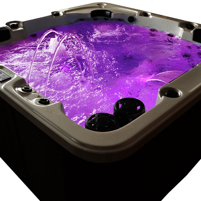 SPA Sūkurinė Vonia AMOG-1313 220x220x98cm.