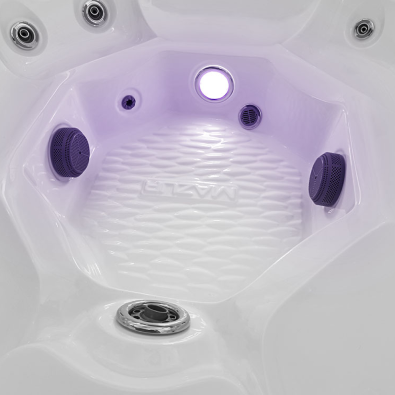 SPA Sūkurinė Vonia AMOG-1354 AK.01OB.01B 200x200x80cm.