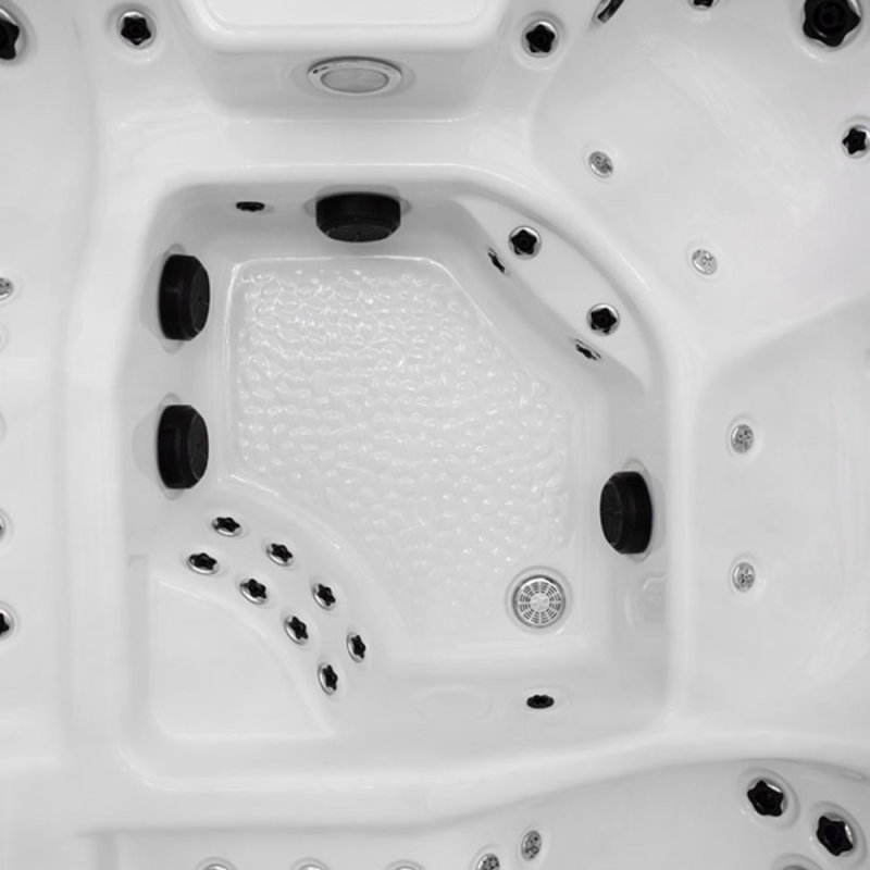 SPA Sūkurinė Vonia AMOG-1813 220x220 cm.