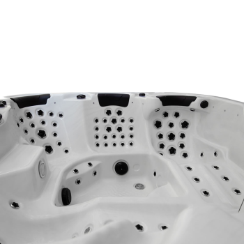 SPA Sūkurinė Vonia AMOG-1813 220x220 cm.